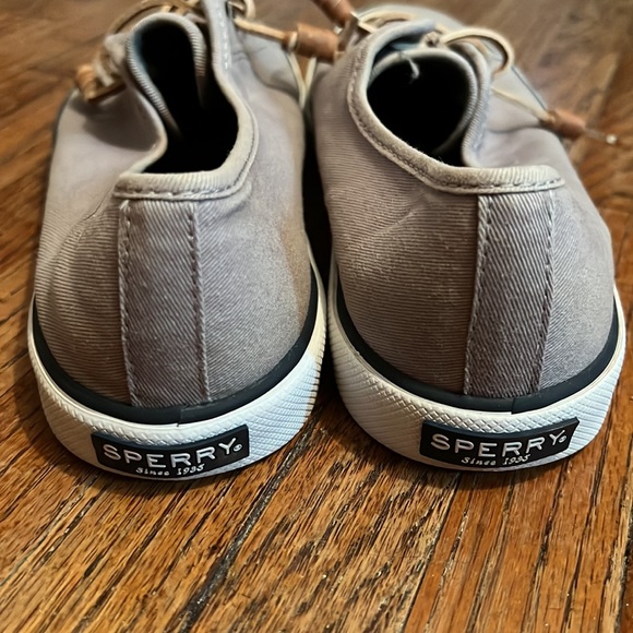 Sperry shoes - Picture 9 of 9